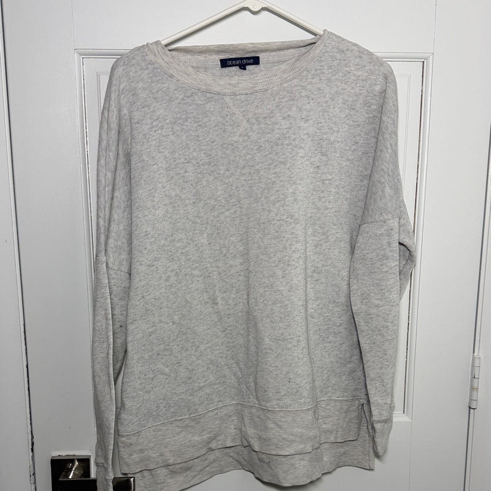 Ocean Drive Light Gray Ribbed Sweatshirt